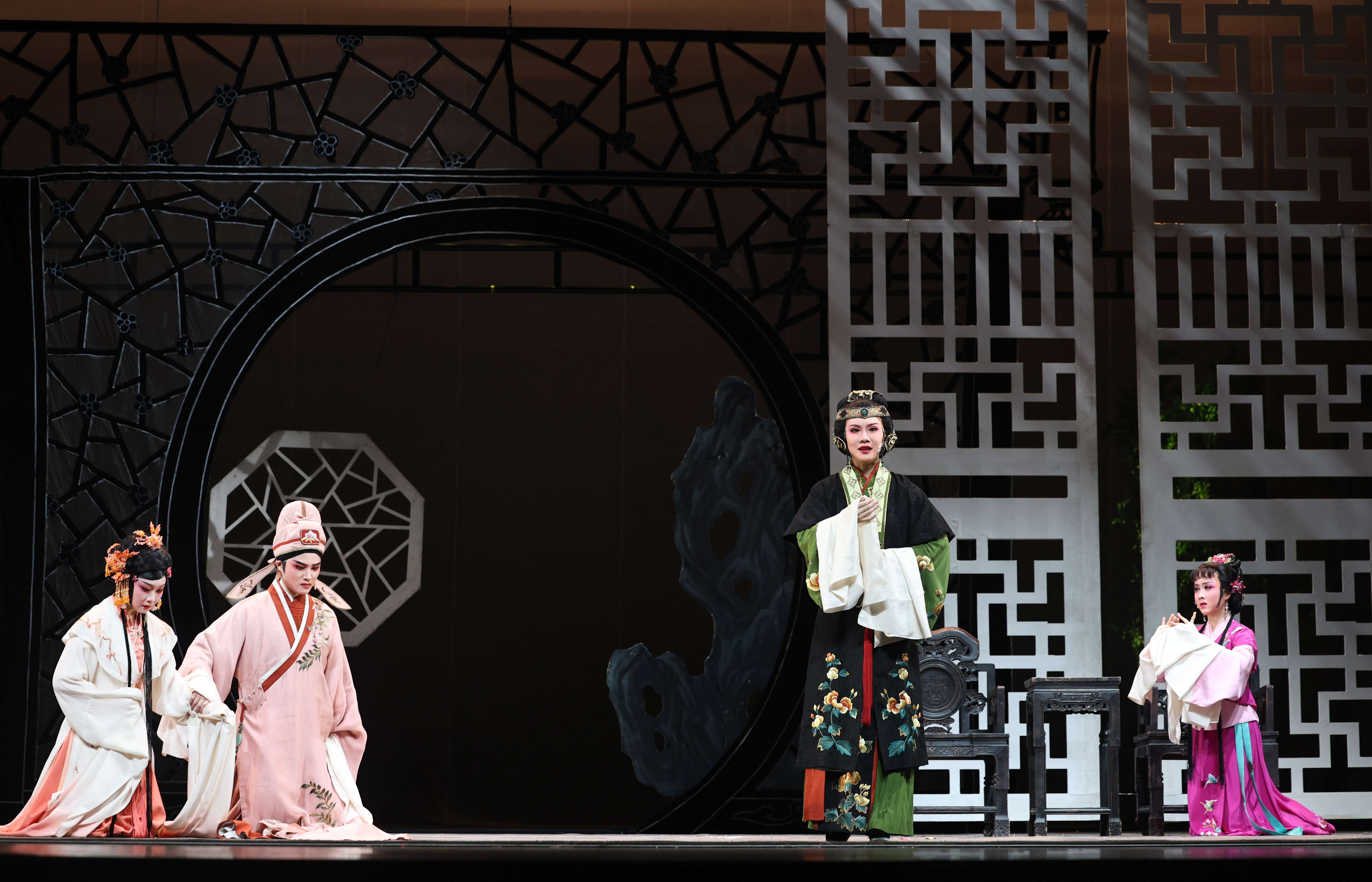 越剧《董小宛与冒辟疆》宣传片